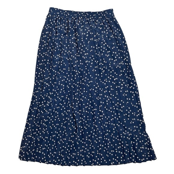 Leslie Fay Dresses & Skirts - Vintage Haberdashery Leslie Fay Navy Blue Pleated Skirt w/ Shapes - Size 10